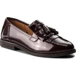 Półbuty CAPRICE - 9-24200-21 Bordeaux Pat. 541. Czerwone półbuty damskie Caprice, ze skóry. Za 279.90 zł.