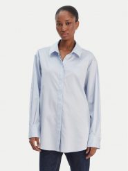 Guess Koszula W6RH57 WAF10 Błękitny Oversize. Niebieskie bluzki damskie Guess, xl, z aplikacjami, z bawełny, bez kołnierzyka, bez ramiączek. Za 399.99 zł.