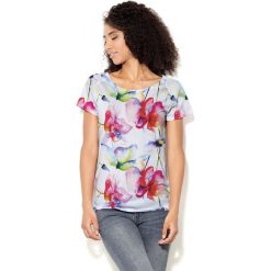 Colour Pleasure Koszulka CP-034 157 biało-różowo-czerwona r. XXXL/XXXXL. Bluzki damskie marki Colour Pleasure. Za 70.35 zł.