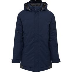 Parka dla kobiet Hummel North. Niebieskie parki damskie Hummel, na jesień, xs, bez wzorów, z materiału, biznesowe, z kapturem. Za 385.05 zł.