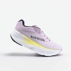 Buty do biegania damskie Kiprun Kipride Max. Białe obuwie sportowe damskie KIPRUN, bez wzorów, do biegania. Za 599.99 zł.