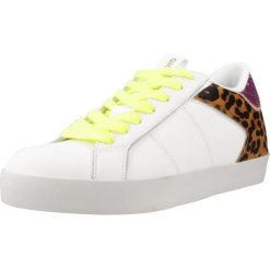 Buty GIOSEPPO GILFORD Nadruk zwierzęcy. Trekkingi damskie Gioseppo, trekkingowe. Za 298.99 zł.