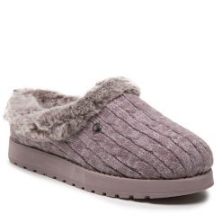 Kapcie Skechers. Fioletowe kapcie damskie Skechers, bez wzorów. Za 169.99 zł.