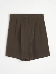 Szorty z lyocellem i domieszką lnu z zakładkami - brązowy. Brązowe szorty damskie Sinsay, l, bez wzorów, z lyocellu. Za 49.99 zł.
