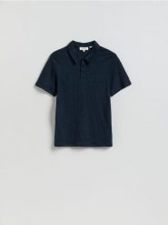 Lniana koszulka polo - granatowy. Niebieskie koszulki polo męskie Reserved, l, bez wzorów, bez ramiączek. Za 169.99 zł.