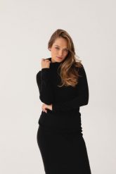 GOLF AGATHA CZARNY L - Flawless. Czarne bluzki damskie Flawless, l, bez wzorów, z dresówki, biznesowe, bez kołnierzyka, bez ramiączek. Za 240.00 zł.
