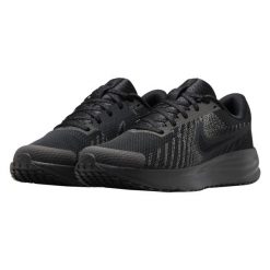 Buty biegowe Nike Run Defy Czarny. Czarne obuwie sportowe damskie Nike, bez wzorów, z gumy, do biegania. Za 229.99 zł.