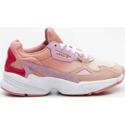 Sneakersy skórzane różowe Adidas Falcon W EF1964 - różowy. Czerwone obuwie sportowe damskie Adidas, bez wzorów. Za 399.99 zł.