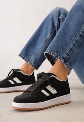Czarno-Białe Sneakersy Casual z Ozdobnymi Przeszyciami i Paskami z Boku Ariesera. Czarne obuwie sportowe damskie Born2be, bez wzorów, z denimu. Za 99.99 zł.