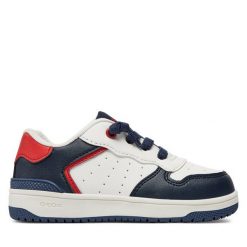 Sneakersy Geox. Białe trampki i tenisówki chłopięce Geox, bez wzorów, bez zapięcia. Za 179.99 zł.