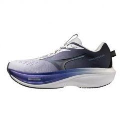 Buty do biegania damskie Mizuno Wave Rider 30. Niebieskie obuwie sportowe damskie Mizuno, bez wzorów, z materiału, do biegania, mizuno wave. Za 629.99 zł.