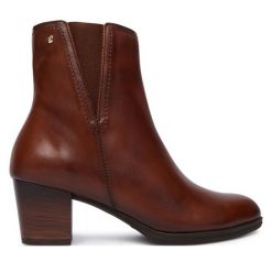 Botki Pikolinos. Brązowe botki damskie Pikolinos, bez obcasa, na słupku, bez zapięcia. Za 759.99 zł.