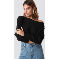 Trendyol Sweter z odkrytymi ramionami - Black. Czarne swetry damskie Trendyol, z dzianiny. Za 80.95 zł.