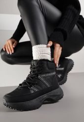 Czarne Śniegowce na Grubej Podeszwie z Geometrycznym Wzorem Alwedea. Czarne śniegowce i trapery damskie Born2be, z jeansu. Za 119.99 zł.