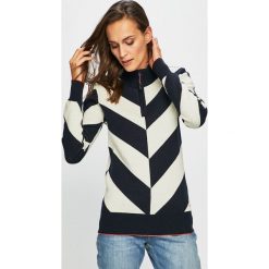 Scotch & Soda - Sweter. Białe swetry damskie Scotch & Soda, s, bez wzorów, z bawełny, bez kołnierzyka, bez ramiączek, krótkie, bez kaptura. W wyprzedaży za 319.90 zł.