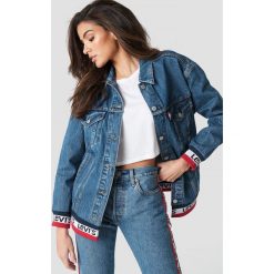 Levi's Kurtka Baggy Sport Tape Trucker - Blue. Kurtki damskie Levi's. Za 445.95 zł.