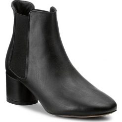 Botki L37 - Rocket S29G4 Czarny. Czarne botki damskie L37, ze skóry, bez obcasa, na obcasie. W wyprzedaży za 489.00 zł.