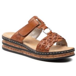 Klapki Rieker. Brązowe klapki damskie Rieker, bez wzorów, bez obcasa. Za 289.99 zł.