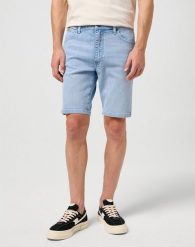 WRANGLER MESKIE SZORTY TEXAS SHORTS WHISPER BLUE 112350870 W11C017967. Niebieskie szorty męskie Wrangler, na lato, m, bez wzorów, z bawełny, casualowe. Za 189.99 zł.