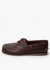 Mokasyny męskie Timberland Classic Boat 2 Eye. Brązowe mokasyny męskie Timberland, na lato, z gumy, eleganckie, bez zapięcia. Za 519.99 zł.