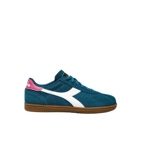 Trenerzy Diadora Tokyo. Niebieskie obuwie sportowe damskie Diadora, bez wzorów, ze skóry. W wyprzedaży za 328.50 zł.
