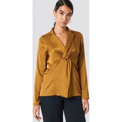 NA-KD Bluzka z detalem - Yellow. Bluzki damskie marki NA-KD. Za 60.95 zł.