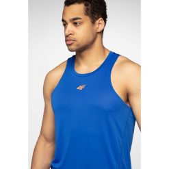Top do biegania męski TSMF212 - kobalt. Koszulki sportowe męskie 4f. W wyprzedaży za 59.99 zł.