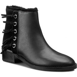 Botki EMU AUSTRALIA - Gladstone W11299 Black. Kozaki damskie marki Emu Australia. W wyprzedaży za 519.00 zł.