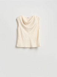 Bluzka z drapowanym dekoltem - złamana biel. Bluzki damskie Reserved, l, bez wzorów, z tkaniny, bez kołnierzyka, bez ramiączek. Za 99.99 zł.