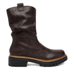 Kozaki Rieker. Brązowe kozaki damskie Rieker, bez obcasa, na płaskiej podeszwie. Za 389.99 zł.