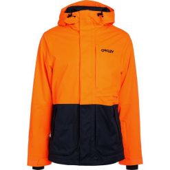 Oakley HIGHLINE JACKET Kurtka snowboardowa neon orange. Kurtki sportowe męskie marki Oakley. W wyprzedaży za 935.10 zł.