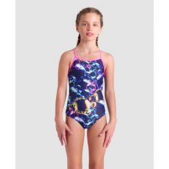 Dziewczęcy jednoczęściowy kostium kąpielowy Arena Light. Niebieskie stroje kąpielowe dla dziewczynek Arena, bez wzorów. Za 149.99 zł.