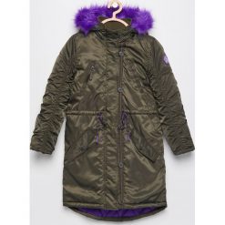 Ocieplana parka - Khaki. Kurtki i płaszcze dla dziewczynek marki Reserved. W wyprzedaży za 99.99 zł.