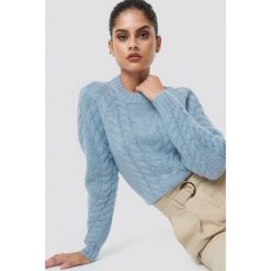 Samsoe & Samsoe Sweter Carola O-N - Blue. Niebieskie swetry damskie Samsøe & Samsøe, z dzianiny, z okrągłym kołnierzem. Za 647.95 zł.