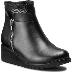 Botki EDEO - 3011-709/680 Czarny/Wzór. Czarne botki damskie Edeo, ze skóry, bez obcasa. W wyprzedaży za 239.00 zł.