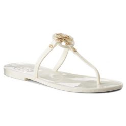 Japonki Tory Burch. Białe klapki damskie Tory Burch, bez wzorów, bez obcasa. Za 319.99 zł.