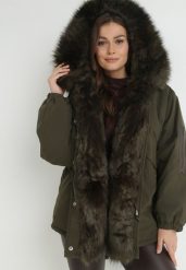 Ciemnozielona Kurtka Parka Oversize z Futerkiem Mitto. Zielone kurtki damskie Born2be, na zimę, l, bez wzorów, eleganckie, bez kaptura. Za 319.99 zł.