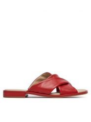 Caprice Klapki 9-27101-46 Czerwony. Czerwone klapki damskie Caprice, bez wzorów, ze skóry, bez obcasa. Za 255.99 zł.