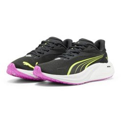 Buty do biegania damskie PUMA Electrify Nitro 4 puma. Czarne obuwie sportowe damskie Puma, bez wzorów, do biegania. W wyprzedaży za 359.55 zł.