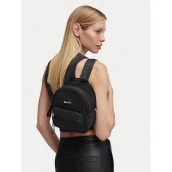 Torebka Karl Lagerfeld Jeans. Czarne torebki do ręki damskie Karl Lagerfeld Jeans, bez wzorów, z jeansu, klasyczne, bez dodatków. Za 649.99 zł.