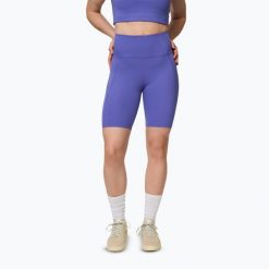 Spodenki Girlfriend Collective Compressive. Fioletowe obuwie sportowe damskie GIRLFRIEND COLLECTIVE, bez wzorów, na fitness i siłownię. Za 149.99 zł.