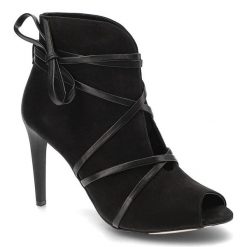 Czarne Botki Damskie Carinii Eleganckie Obuwie. Czarne botki damskie Carinii, z nubiku, eleganckie, bez obcasa, na obcasie, bez zapięcia. Za 252.00 zł.