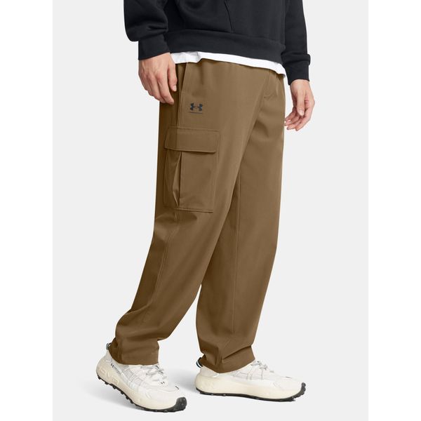 Spodnie męskie Under Armour Vibe Woven Cargo. Brązowe buty sportowe męskie Under Armour, bez zapięcia, na fitness i siłownię. Za 269.99 zł.