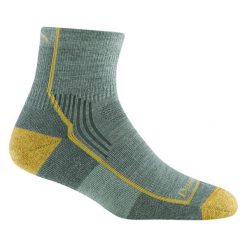 Darn Tough Skarpety Damskie Merino do Kostki Bezszwowe Trekking. Zielone skarpety damskie DARN TOUGH, bez wzorów, z materiału. Za 222.45 zł.