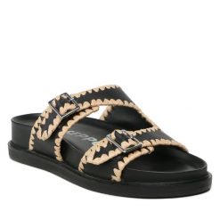 Klapki Gioseppo. Czarne klapki damskie Gioseppo, bez wzorów, bez obcasa. Za 399.99 zł.