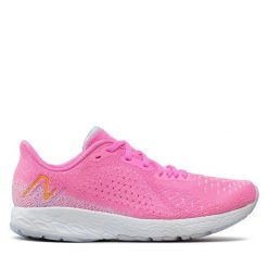 Buty do biegania New Balance. Czerwone obuwie sportowe damskie New Balance, bez wzorów, do biegania. Za 529.99 zł.