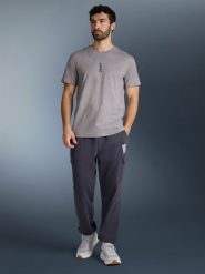 4F T-shirt regular z nadrukiem męski - szary M. Szare t-shirty męskie 4f, m, bez wzorów, bez kołnierzyka. Za 79.99 zł.