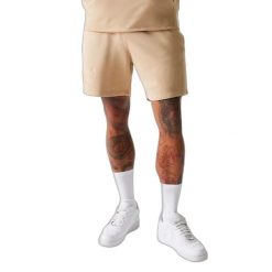 Krótkie spodenki Chicago Bulls Washed. Brązowe krótkie spodenki sportowe męskie New Era, bez wzorów, do koszykówki. W wyprzedaży za 201.00 zł.