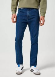 WRANGLER MĘSKIE SPODNIE JEANSOWE LARSTON MIDNIGHT DEPTH 112355023 W18S017422. Jeansy męskie Wrangler. Za 229.99 zł.