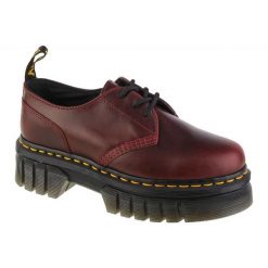 Buty Dr. Martens Audrick W DM27815211 czerwone. Czerwone półbuty damskie bez wzorów, z materiału, klasyczne, bez obcasa, na platformie, bez zapięcia. Za 1,118.56 zł.
